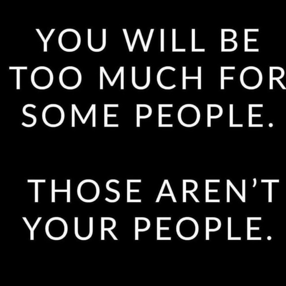 Meet your Posher, Beth - Picture 14 of 15